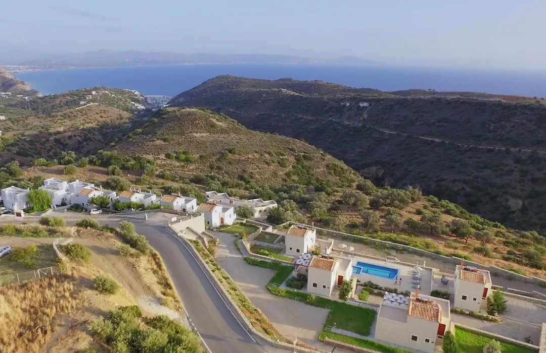 Lenikos Resort-1